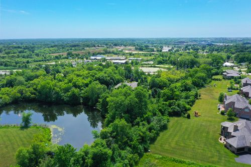 4594 Patricia Dr, Long Grove, IL, 60047 | Card Image