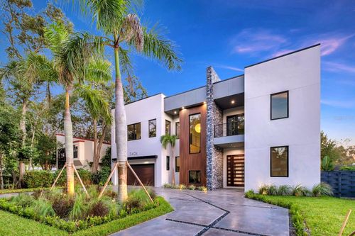 527 W Davis Blvd, TAMPA, FL, 33606-4012 | Card Image