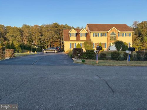 70 Louis Cir, DRUMS, PA, 18222-1865 | Card Image