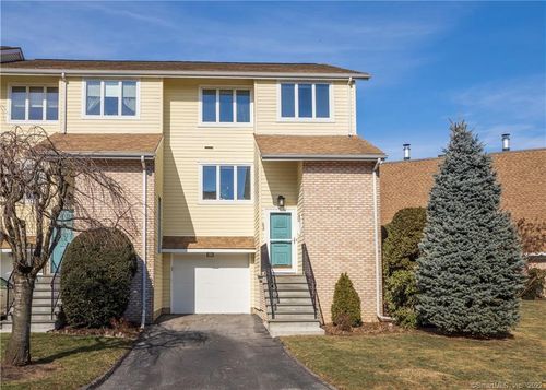 63-61 Seaview Ave, Stamford, CT, 06902-6034 | Card Image