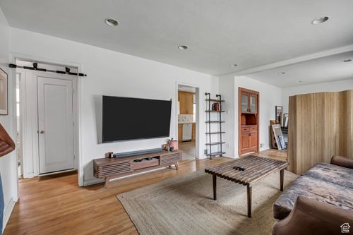 2649 S 1800 E, Salt Lake City, UT, 84106-4015 | Card Image