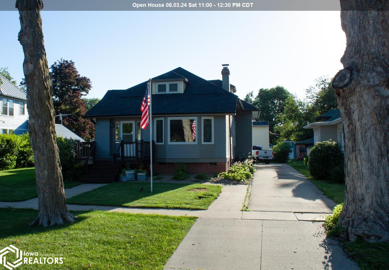 Broad St, Grinnell, IA 50112