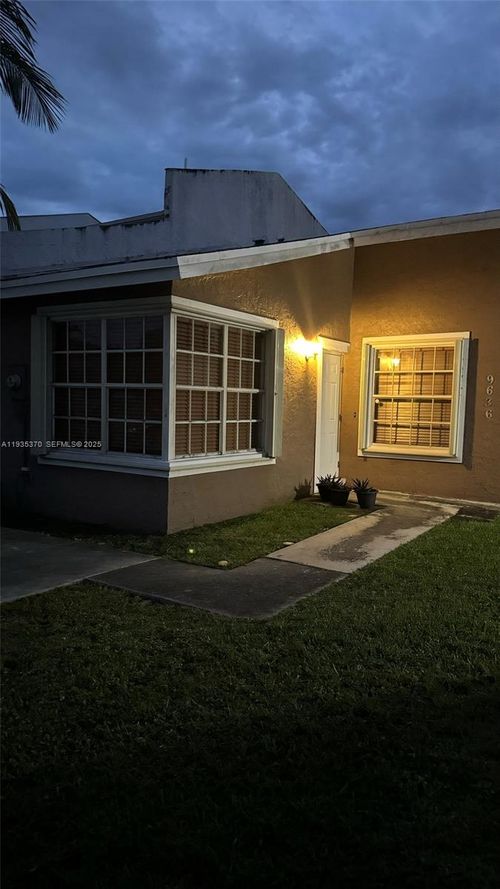 9636 Sw 147th Ct, Miami, FL, 33196-1600 | Card Image