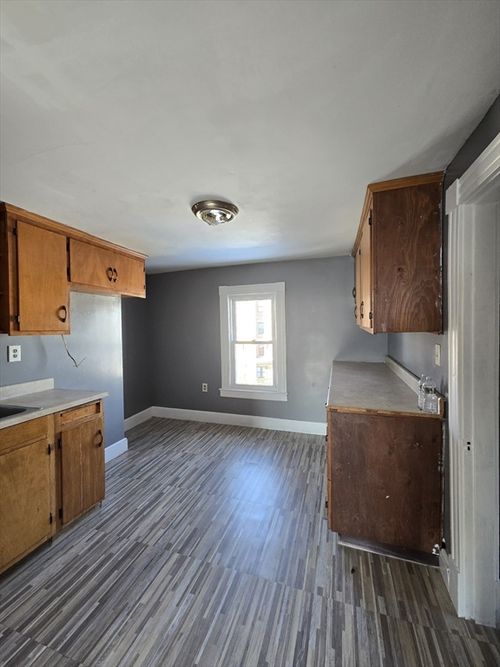 3-254 Oakland, Springfield, MA, 01108 | Card Image