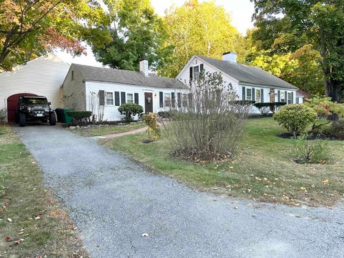84 Main St, Hollis, NH, 03049-6547 | Card Image