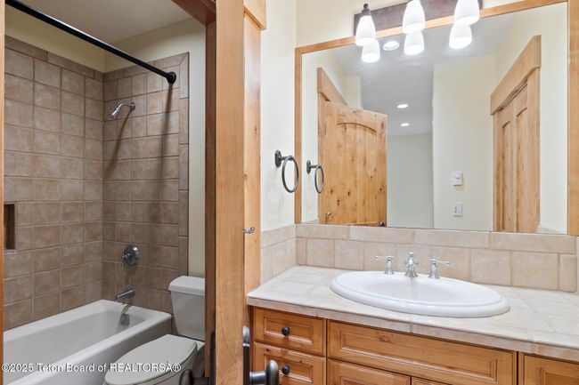 5725 Caddis Fly Dr, House other with 3 bedrooms, 4 bathrooms and null parking in Wilson WY | Image 20