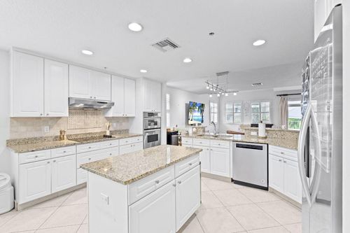 th-7-305 E Ocean Ave, Lantana, FL, 33462-3264 | Card Image