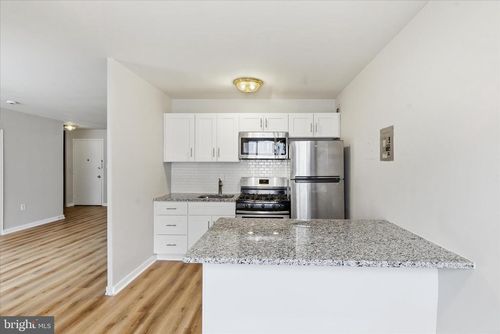 apt-717-1200 S Arlington Ridge Rd, ARLINGTON, VA, 22202-1962 | Card Image