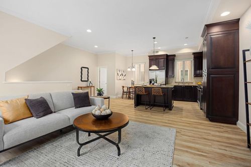 5-4235 3rd Ave, San Diego, CA, 92103-7473 | Card Image