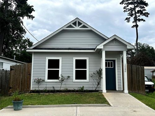 16686 E Lynbrook, Montgomery, TX, 77316 | Card Image