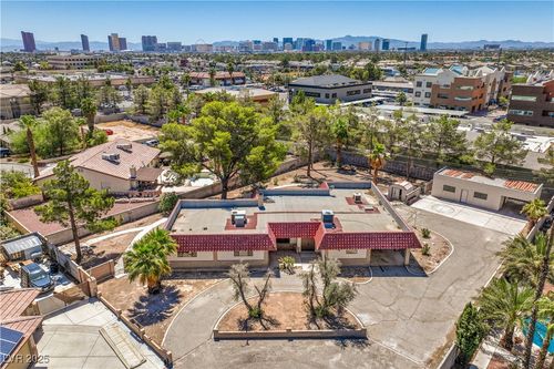 2300 Lindell Rd, Las Vegas, NV, 89146-0300 | Card Image