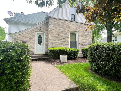 519 S Main St, Fairmount, IN, 46928-1931 | Card Image