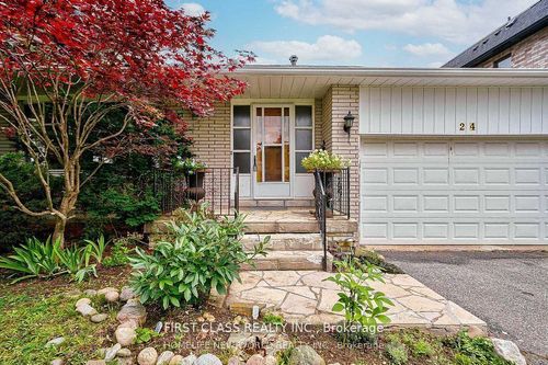 24 Markhaven Rd, Unionville, ON, L3R1T9 | Card Image