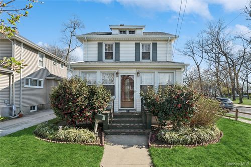 262 Floral Boulevard, Hempstead, NY, 11001 | Card Image