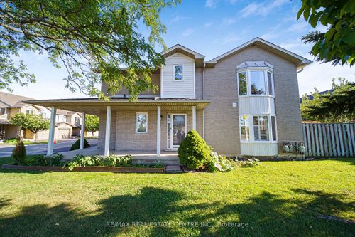 1-800 Paramount Drive, Hamilton, ON, L8J3V7 | Card Image