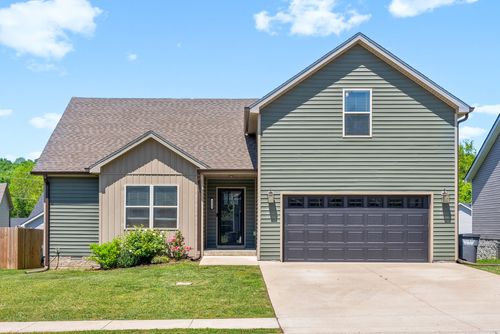 3040 Core Dr, Clarksville, TN, 37040-2840 | Card Image