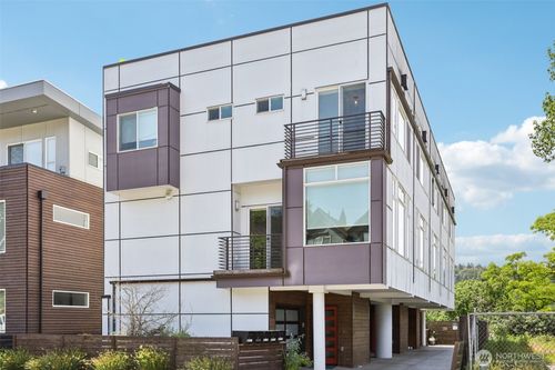 a-5017 Delridge Way Sw, Seattle, WA, 98106-1334 | Card Image