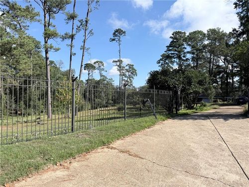718 Edgewood Dr, Pineville, LA, 71360-4304 | Card Image