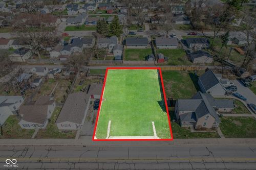 443-445 E Michigan St, Fortville, IN, 46040-1043 | Card Image