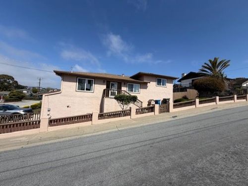 1394 Lowell Street, Seaside, CA, 93955 | Card Image