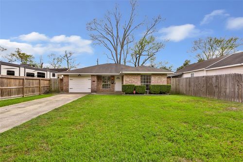 2634 Newman St, Liberty, TX, 77575-5946 | Card Image