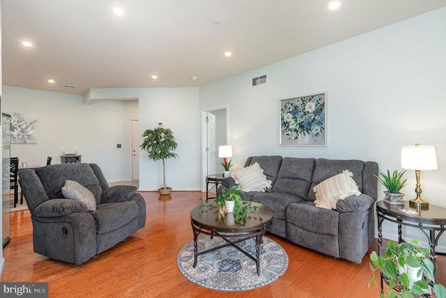 APT-403 - 1010 Crest Way, Condo with 2 bedrooms, 2 bathrooms and null parking in YORK PA | Image 6