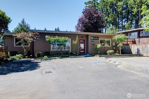 7522 221st Pl Sw, Edmonds, WA, 98026-8029 | Card Image