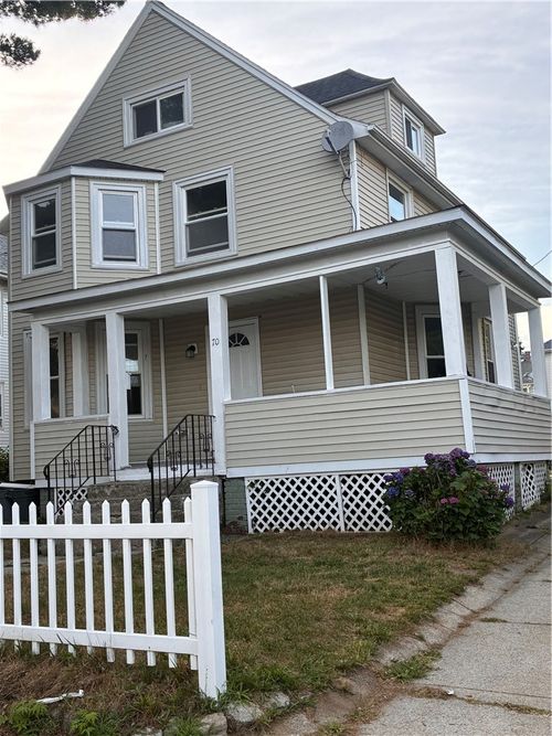 70 Prince St, Pawtucket, RI, 02860-2324 | Card Image