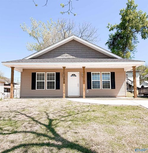 924 Wilson Ave, Gadsden, AL, 35903-1743 | Card Image