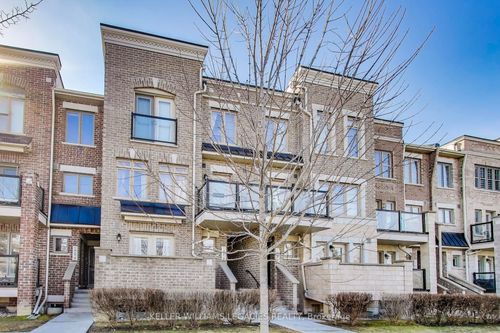 31-2335 Sheppard Ave W, North York, ON, M9M0E9 | Card Image