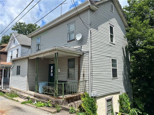 622 Trump Ave, Connellsville, PA, 15425 | Card Image