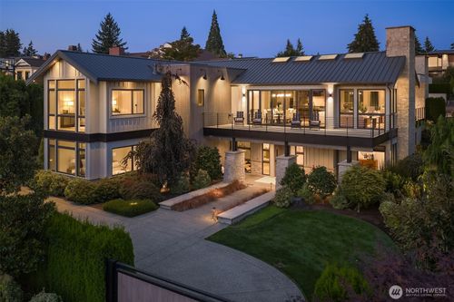 1918 94th Ave Ne, Clyde Hill, WA, 98004-2524 | Card Image