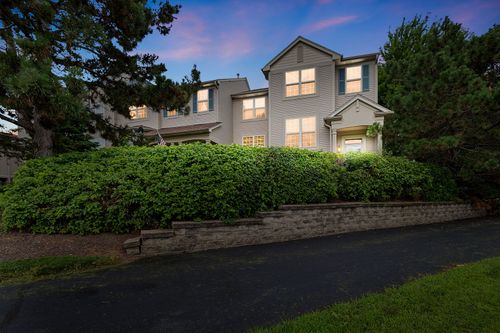 896 Cherry Creek Dr, Grayslake, IL, 60030-3356 | Card Image