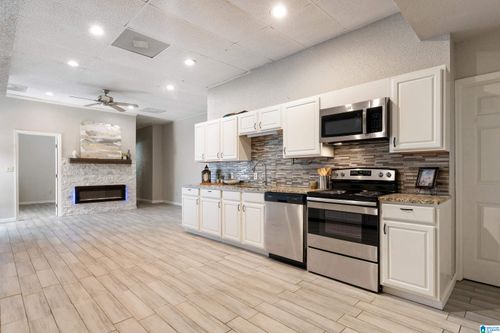 404-404 Patton Chapel Ln, HOOVER, AL, 35226-2262 | Card Image