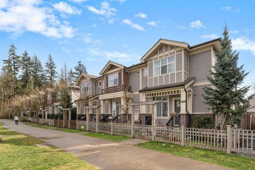 20422 84 Ave, Langley, BC, V2Y0R6 | Card Image