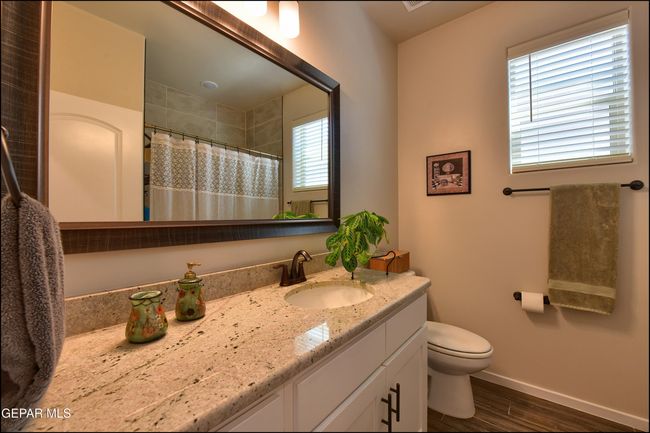 SECOND BATHROOM | Image 25