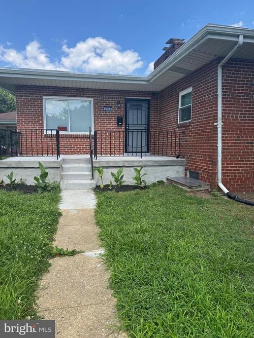 2000 Jasper St Se, WASHINGTON, DC, 20020-2822 | Card Image