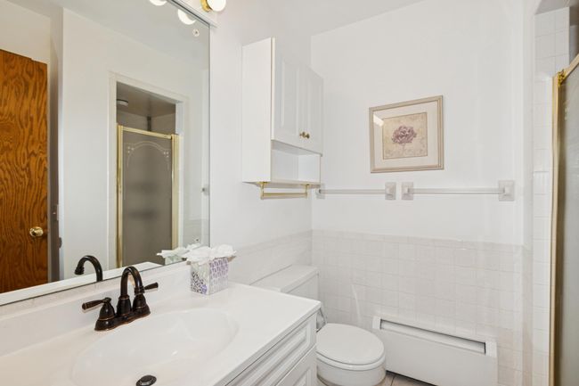 En suite bath | Image 14