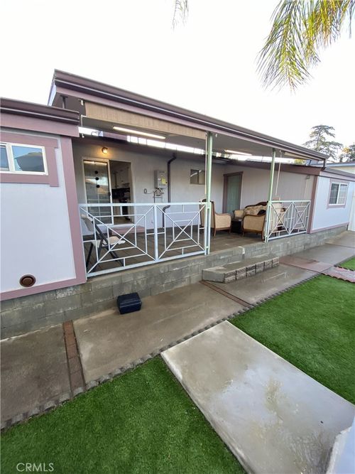 10535 Samoa Avenue, Tujunga, CA, 91042 | Card Image