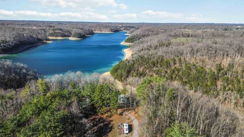 112 R. Russell Road, Russell Springs, KY, 42642 | Card Image