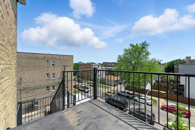 APT-3 - 3302 W Crystal St, Condo with 3 bedrooms, 2 bathrooms and 1 parking in Chicago IL | Image 26