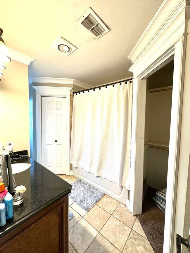 3907 Stevens St, House other with 3 bedrooms, 2 bathrooms and null parking in Plainview TX | Image 12