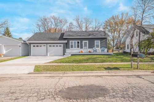 303 S 1st Avenue, Winneconne, WI, 54986 | Card Image