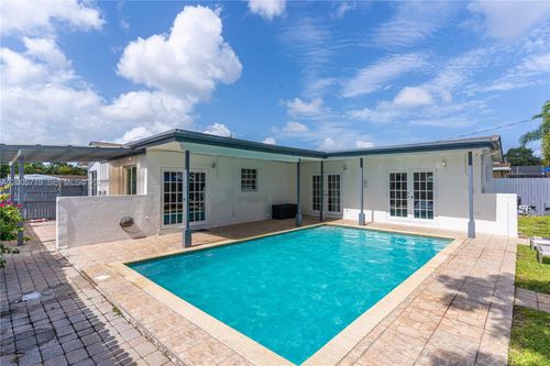 6452 Custer St, Hollywood, FL, 33024-2024 | Card Image