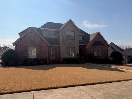 2863 E Stone Mountain Dr, Fayetteville, AR, 72701-4652 | Card Image