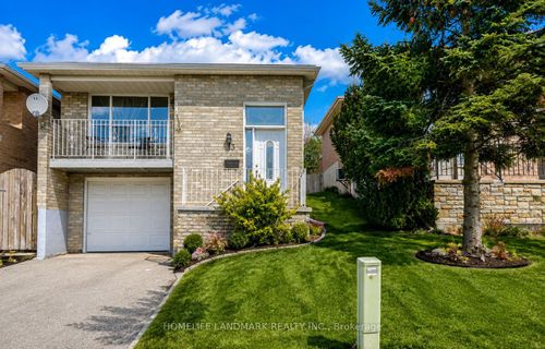 13 Turner Court S, Bradford West Gwillimbury, ON, L3Z2W3 | Card Image