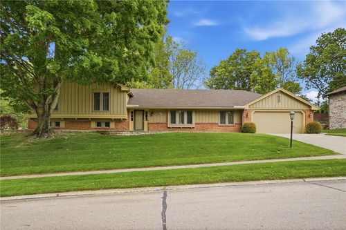 7880 John Elwood Dr, Centerville, OH, 45459-5135 | Card Image