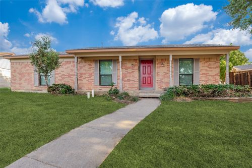 3102 Chime Ct, Irving, TX, 75062-6845 | Card Image
