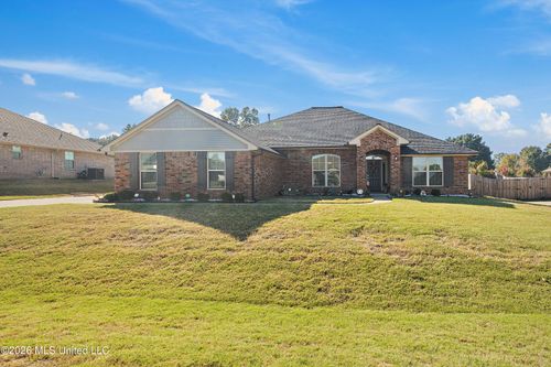 5877 Grove Lane, Horn Lake, MS, 38637 | Card Image