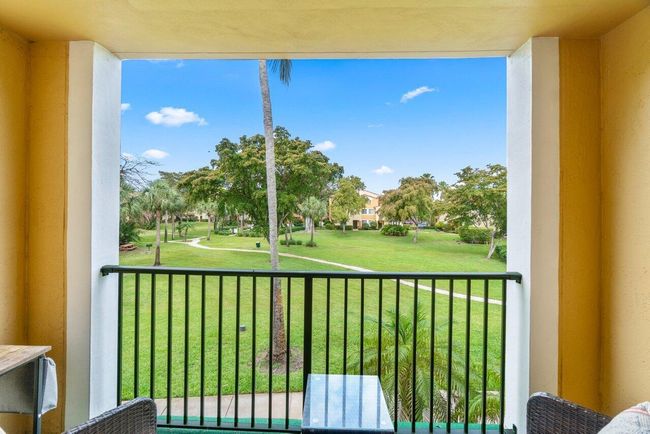 APT-206 - 127 Yacht Club Way, Condo with 2 bedrooms, 2 bathrooms and null parking in Hypoluxo FL | Image 24